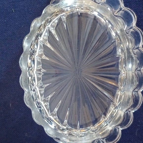 HEISEY CRYSTOLITE PATTERN PRESSED GLASS OVAL BOWL MADE BETWEEN 1938 AND 1957. - Picture 5 of 8